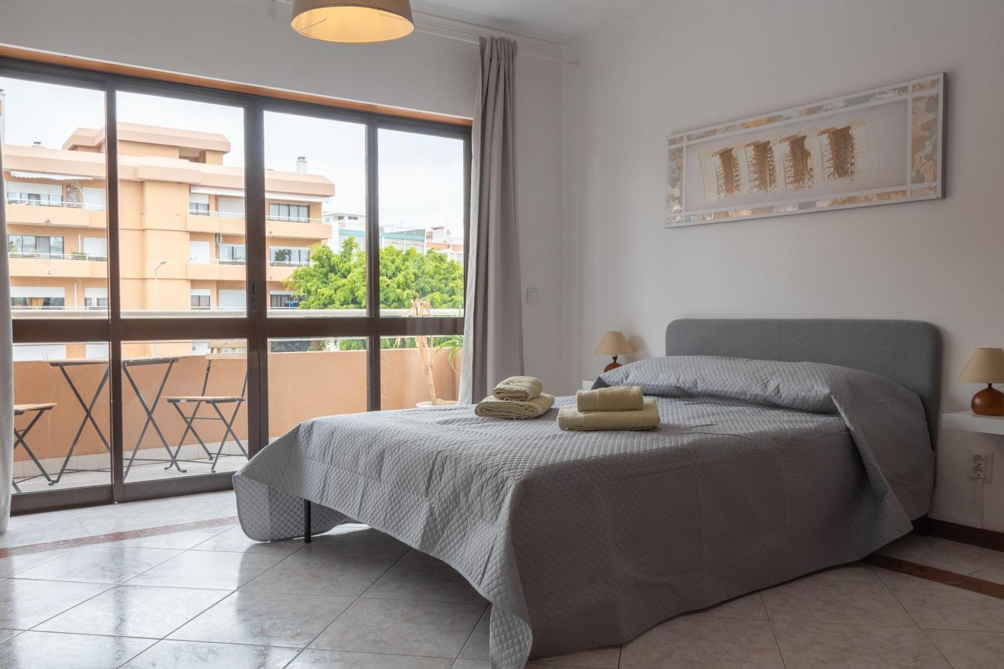 Blife Ricardya Private Rooms Faro Exterior photo