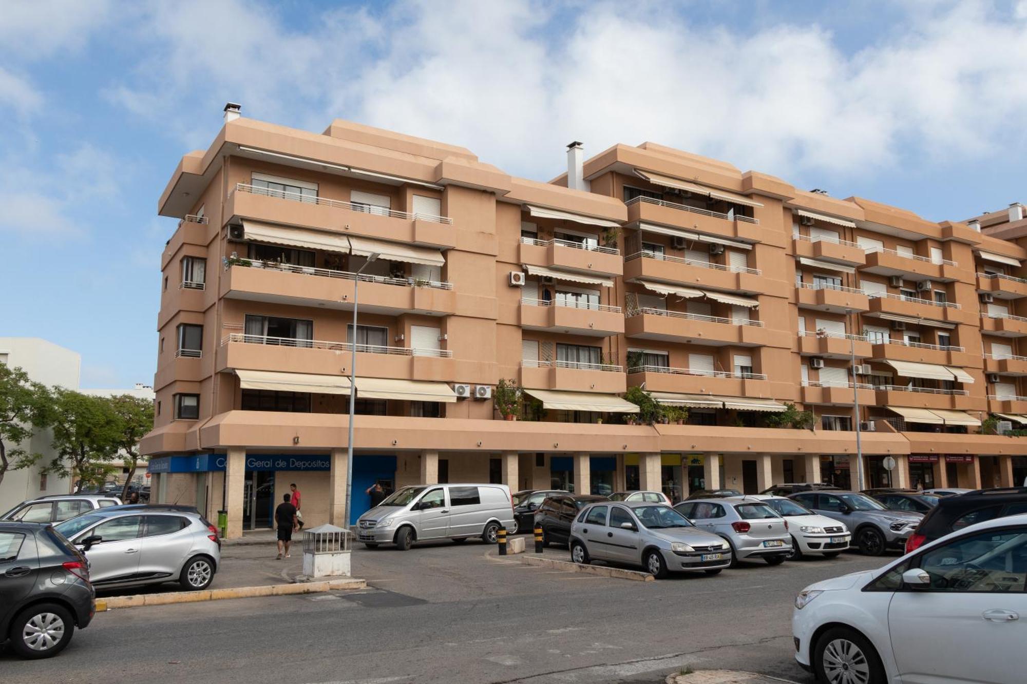Blife Ricardya Private Rooms Faro Exterior photo